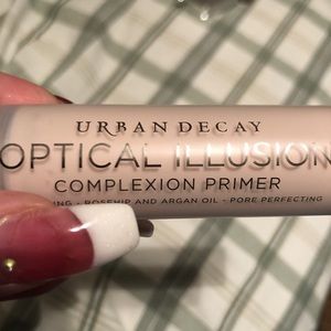 Urban Decay Makeup - Urban Decay optical illusion primer Urban Decay Makeup - Urban Decay optical illusion primer